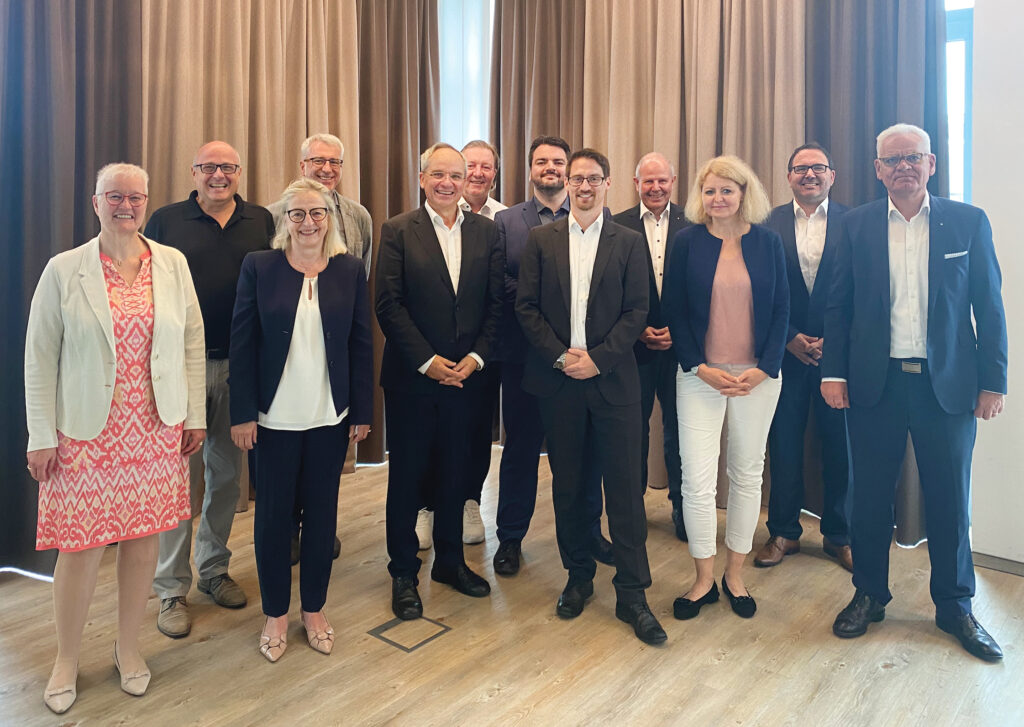 Gruppenfoto des Präsidiums